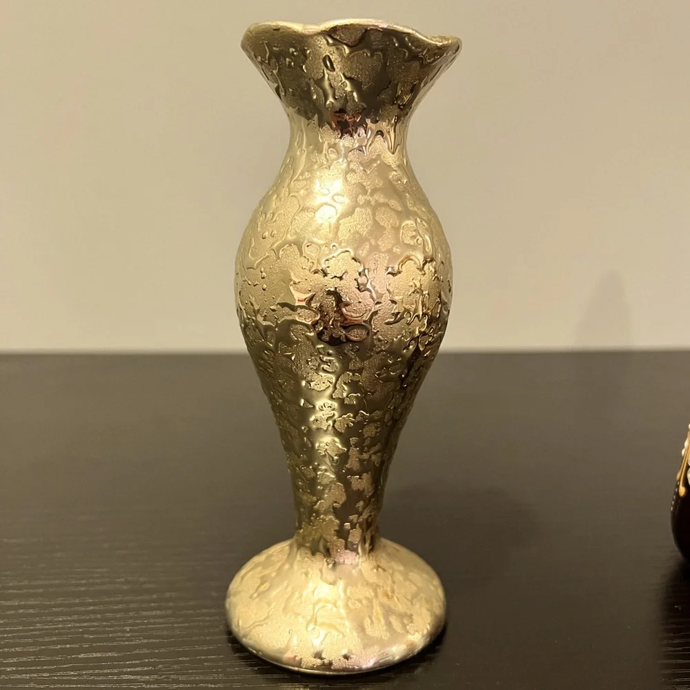 McCoy Vintage Golden Brocade Pottery Budvase 6